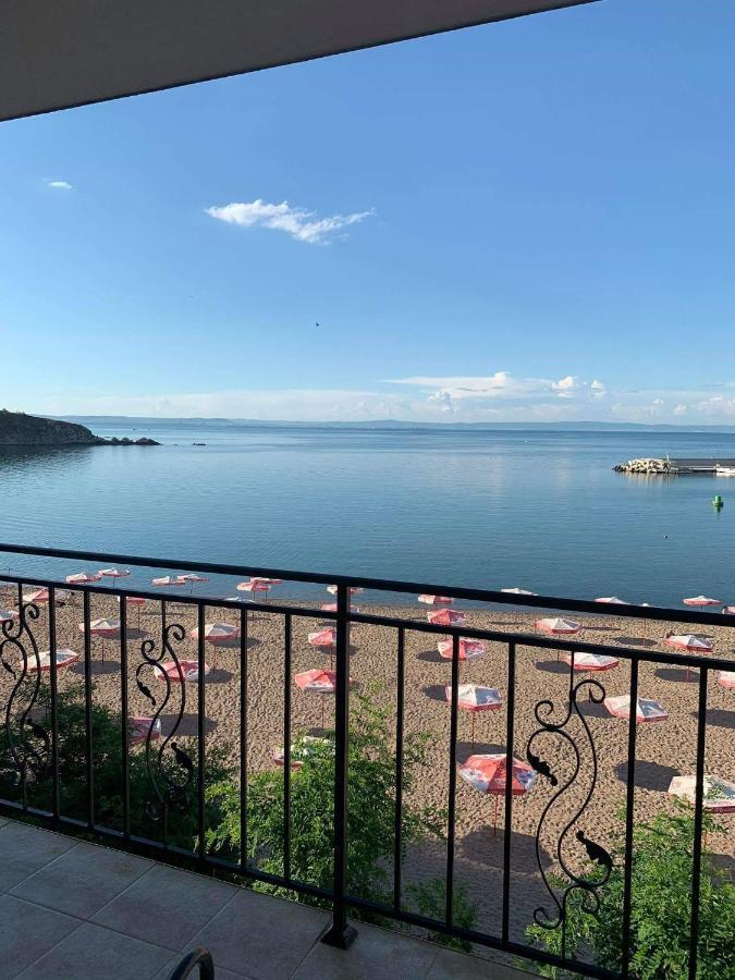 Villa Lazuren Bryag Chernomorets Exterior photo