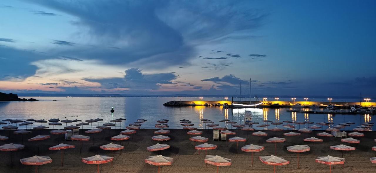 Villa Lazuren Bryag Chernomorets Exterior photo
