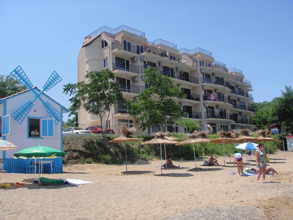 Villa Lazuren Bryag Chernomorets Exterior photo